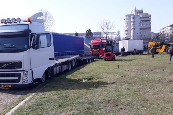Spitalul modular cumpărat de UNIFARM, amplasat chiar acum la Constanța! S-au mișcat în timp record