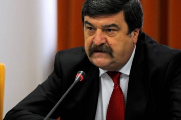 Toni Greblă: Responsabilii țării trebuie să ia niște măsuri recomandate de medicii infecționiști. În starea de alertă nu pot fi restrânse drepturi și libertăți fundamentale