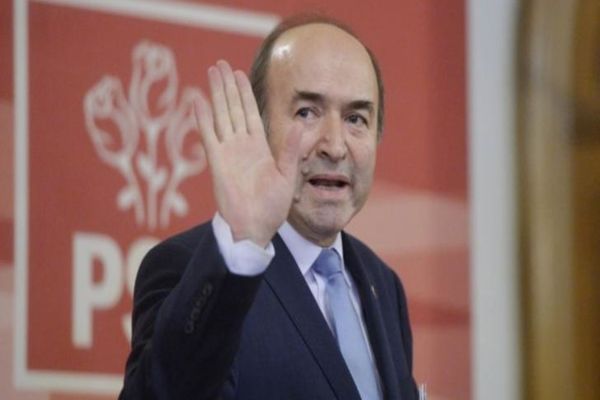 Tudorel Toader recunoaște presiunea ambasadorilor pentru nepromovarea amnistiei și grațierii