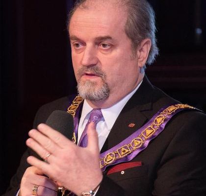 Parchetul și Poliția cercetează încercarea de puci din Masonerie