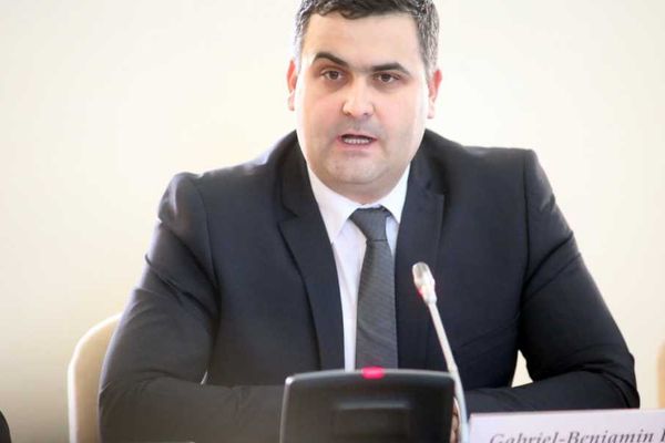 Leș, fostul ministru al Apărării (PSD): PNL, în 2019 au fost violați 197 de copii și 918 femei!