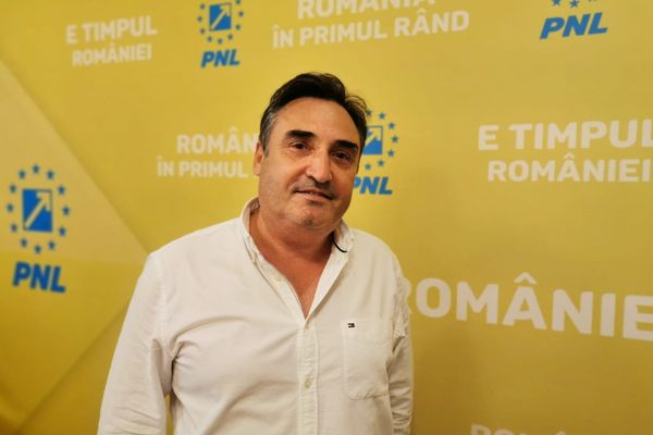 Cum a făcut avere candidatul PNL Mihai Lupu din drama celor uciși de apele Siretului