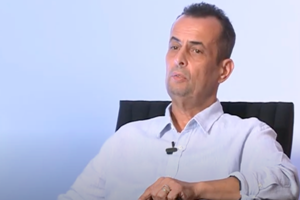 Dezvăluiri BOMBĂ: Ponta și relația cu rușii. Cum se organizau întâlnirile șefilor Lukoil cu procurorii | Negulescu: ”S-au făcut presiuni” - VEZI LIVE