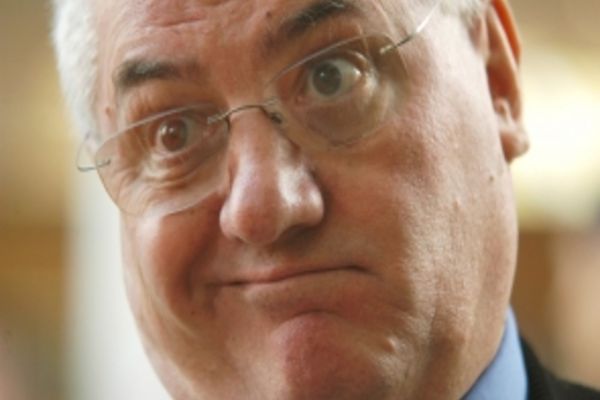 Dumitru Dragomir, cartonaș rosu la București 