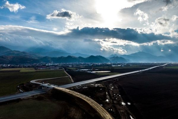 Este gata lotul de autostradă Râșnov - Cristian, cu 10 luni înainte de termen