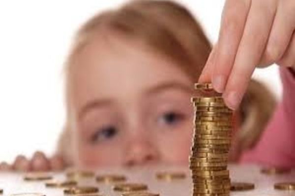 Cu cât se va mări salariul minim pe economie de la 1 ianuarie 2023?