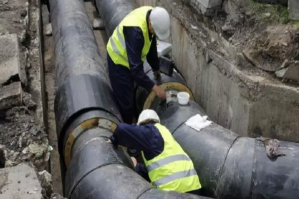 Ora 18:00 - Culisele statului paralel. De ce a "ruginit" sistemul de termoficare din Capitală? În 2020, bucureștenii se spală la lighean