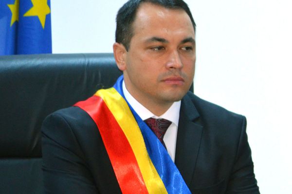 Liberalii nu se înțeleg cu useriștii în Consiliul Local Focșani. Primarul PSD nu are viceprimari