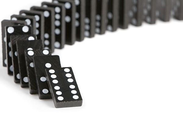 SAH,DAME SAU DOMINO?