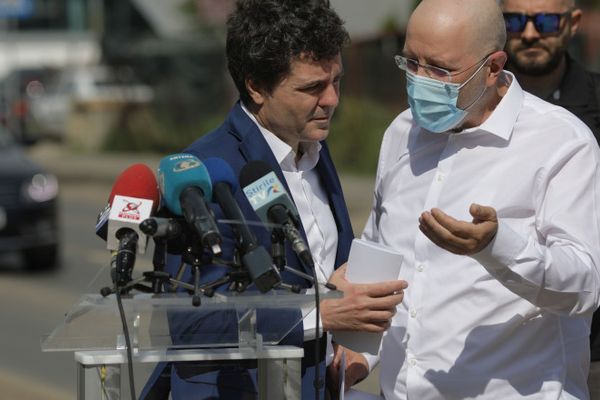 Bădulescu îl târăște pe Nicușor Dan la DNA