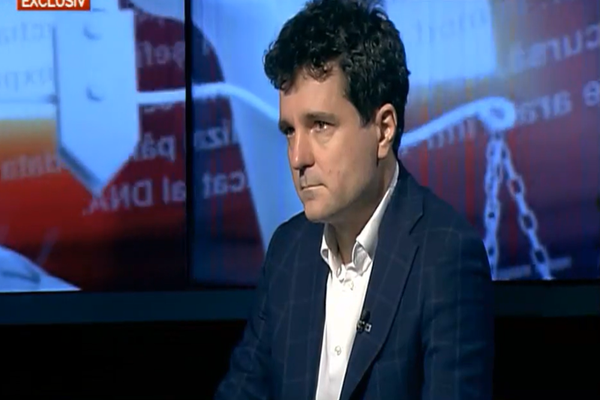 REVOLTĂTOR! Nicușor Dan l-a sunat pe managerul de la Foișor și l-a amenințat! Cîțu cere demisia lui Voiculescu