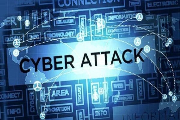 Pericol cibernetic de grad zero! România, sub atac prin SMS. Avertizări SRI