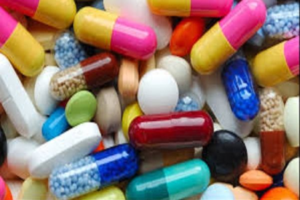 CULISELE STATULUI PARALEL. Lucian Duță: „Știa și Băsescu de fraudele din sănătate”