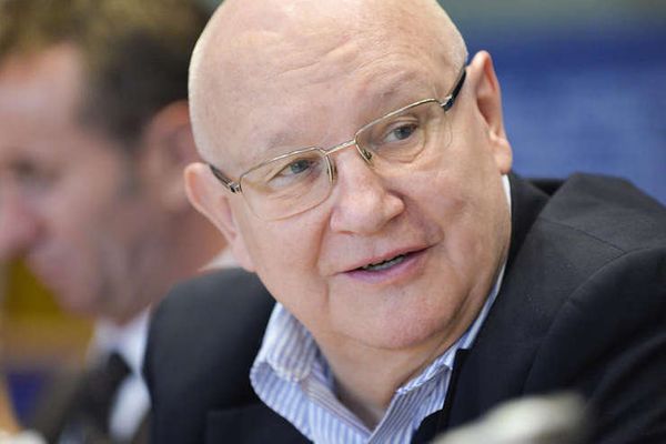 Ion Mircea Pașcu și-a găsit un loc de muncă la BNR