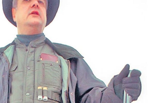 Adrian Năstase: 10 pași pentru reluarea vânătorilor de urși