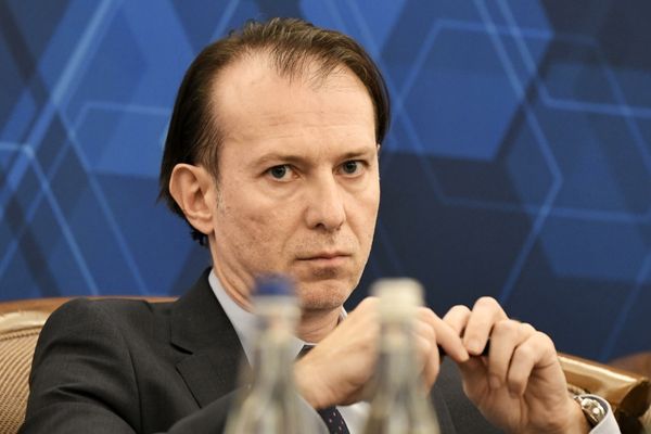 Marcel Ciolacu: "La Guvern, nimic pentru oameni, totul pentru Congresul PNL!" 