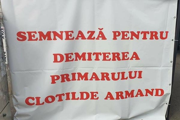 Intersecții social democrate pentru alungarea lui Clotilde Armand 