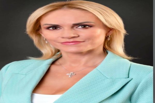 Firea cheamă pronia cerească până "se trezește" Nicușor Dan 