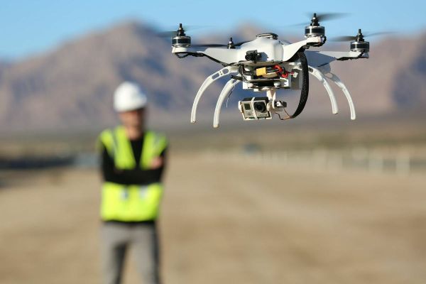 Nicolae Ciucă: România va da vize pentru 100.000 de muncitorii asiatici