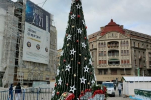 Guvernul marilor speranțe sub bradul Crăciunului 