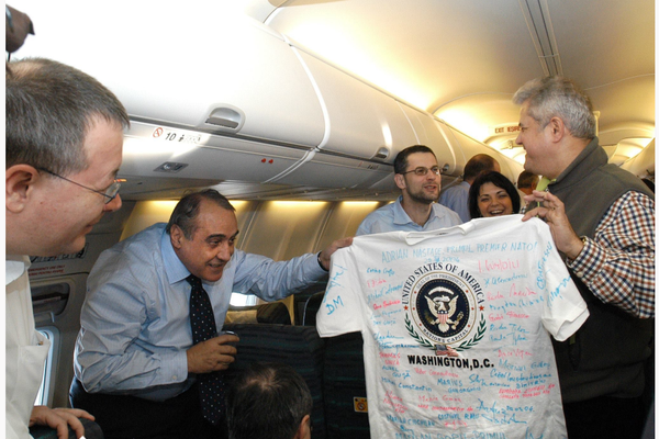 Adrian Năstase: “aruncă în aer ordinea mondială postbelică si pune sub semnul întrebării principiile dreptului internațional”