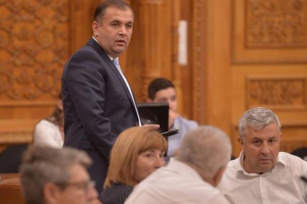 De ce și-a dat demisia Nicolae Halici din funcția de deputat?