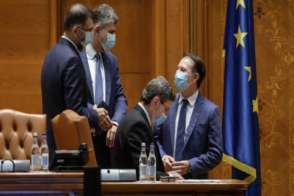 Cu bătaie la  Cîțu,  Ciolacu ii trece pe parlamentari la austeritate