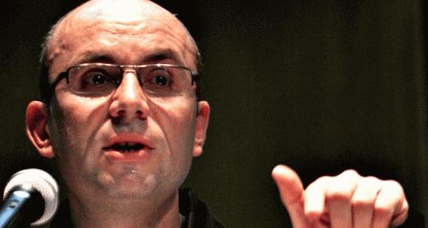 Cozmin Gușă: Serviciile promovează și susțin oameni slabi și obedienți￼