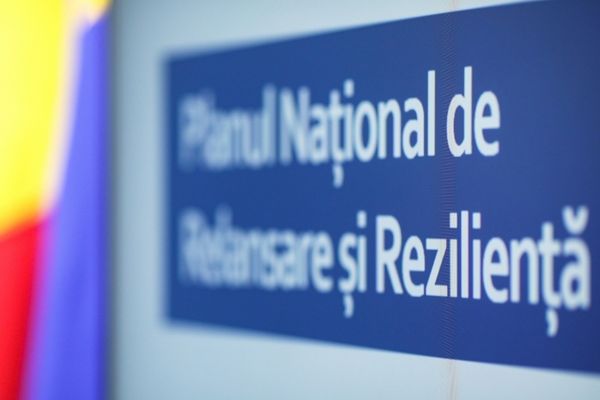 PREMIERUL CIOLACU ANUNȚĂ URGENTAREA IMPLEMENTĂRII PNRR: ”AM AVUT ÎNTÂLNIRI CU FIECARE MINISTRU RESPONSABIL”