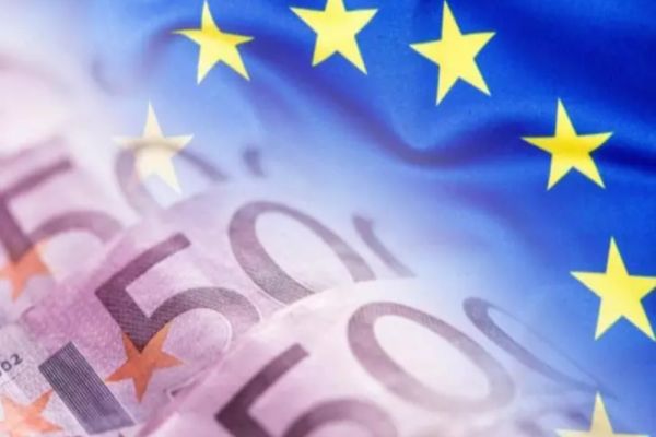 UNIUNEA EUROPEANĂ ÎNREGISTREAZĂ UN EXCEDENT COMERCIAL DE 198,2 MILIARDE DE EURO FAȚĂ DE STATELE UNITE ÎN 2024