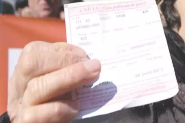 Formula de calcul a pensiilor cu care merge Ciolacu la Bruxelles. La ce să se aștepte românii 