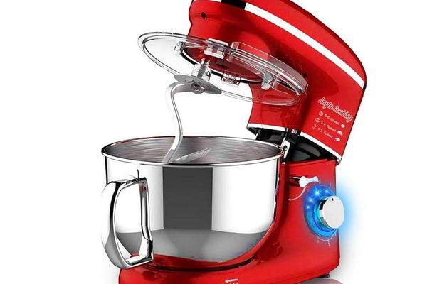 ESTE REALITATEA PRODUSĂ INTR-UN MIXER? 