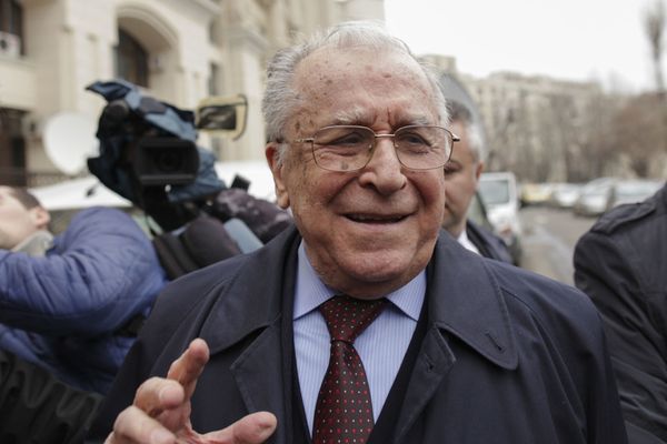 MOARTEA LUI ILIESCU. GUVERNUL ROMÂNIEI TRANSMITE CONDOLEANȚE FAMILIEI ȘI TUTUROR CELOR APROPIAȚI