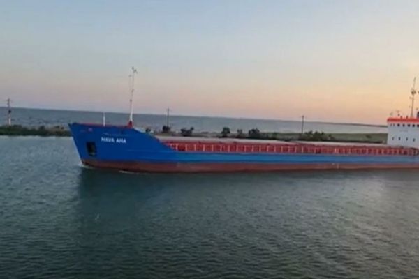 România, în mare risc! Nu trebuie să acceptam nave ucrainene în apele teritoriale! 