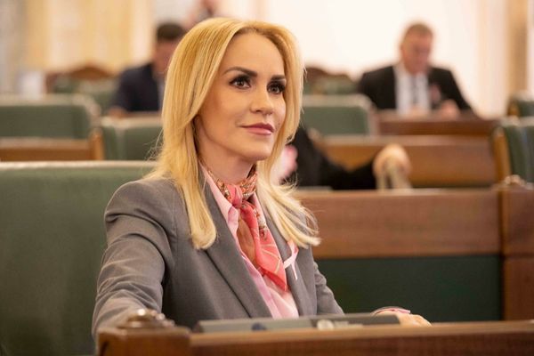Gabriela Firea promite reluarea proiectului Sălii Polivalente cu 20.000 de locuri