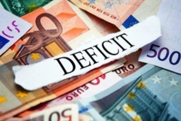 CIOLACU: ”TOATĂ LUMEA VORBEȘTE DE DEFICITUL DIN PIB. DUPĂ AGRICULTURĂ ȘI FOTBAL, DEVENIM SPECIALIȘTI ȘI ÎN DEFICIT”