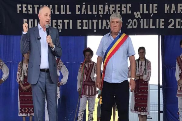 MIRCEA GEOANĂ, HUIDUIT LA UN FESTIVAL DIN OLT: LOCALNICII, DEZGUSTAȚI DE DISCURSUL NUMĂRULUI 2 DIN NATO. FURIA OAMENILOR ÎI TAIE AVÂNTUL SPRE COTROCENI - VIDEO