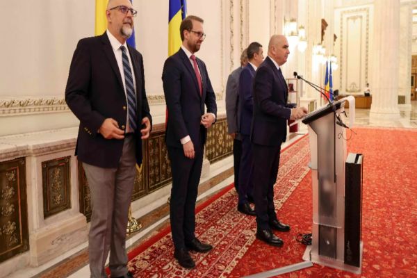 ROTATIVĂ LA GUVERNARE: CE PREVEDE ACORDUL POLITIC SEMNAT DE COALIȚIE - REGULI PENTRU PRIMUL-MINISTRU