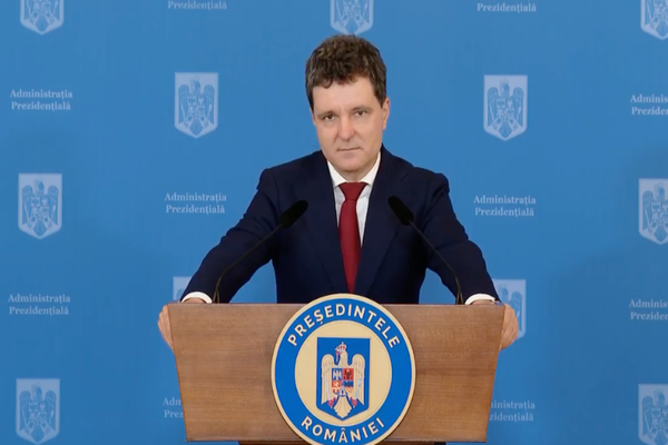 REACȚIA LUI NICUȘOR DAN, DUPĂ MOARTEA ROMÂNULUI PRINS SUB DĂRÂMĂTURILE TURNULUI MEDIEVAL DIN ROMA: APRECIEZ EFORTUL IMPRESIONANT AL ECHIPELOR DE SALVARE ITALIENE