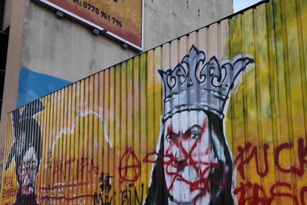 SEDIUL CENTRAL AL AUR, VANDALIZAT ÎN BUCUREȘTI