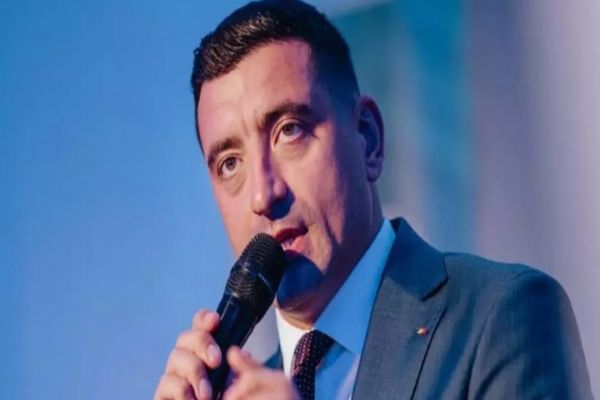 George Simion, mesaj ironic pentru PSD: „De ziua revoluției bolșevice, tovarășele din PSD nu au mai putut de grija mea”