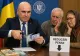 Bolojan ia de la pensionari pentru salariile bugetarilor. Cu cât scad pensiile dacă se extinde CASS?