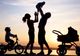 SUNTEM O FAMILIE?